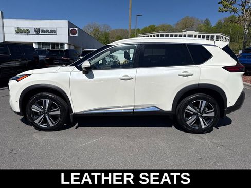 Used 2023 Nissan Rogue Platinum w/ Platinum Premium Package AWD/4WD image 9