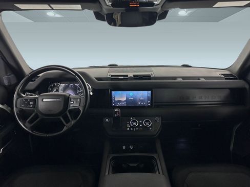 Used 2023 Land Rover Defender 110 X-Dynamic SE image 14