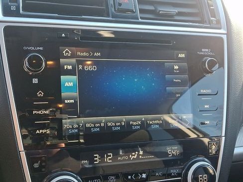 Used 2018 Subaru Outback 2.5i Premium image 16