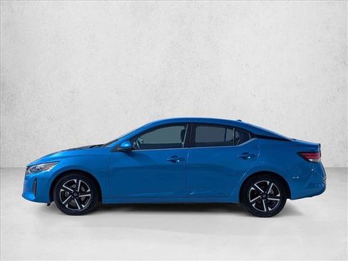 Used 2024 Nissan Sentra SV FWD image 9