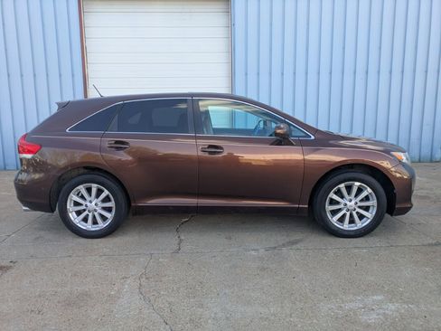 Used 2009 Toyota Venza image 4