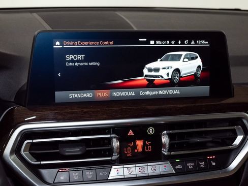 Used 2024 BMW X3 xDrive30i AWD/4WD image 19