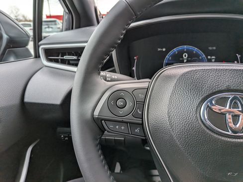 Certified 2025 Toyota Corolla XSE image 17