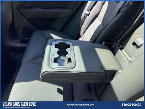 Used 2026 Volvo XC60 B5 Plus w/ Climate Package AWD/4WD image 11