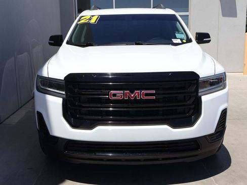 Used 2021 GMC Acadia SLE w/ Driver Convenience Package FWD image 5