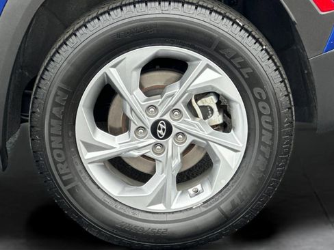 Certified 2024 Hyundai Tucson SE image 28