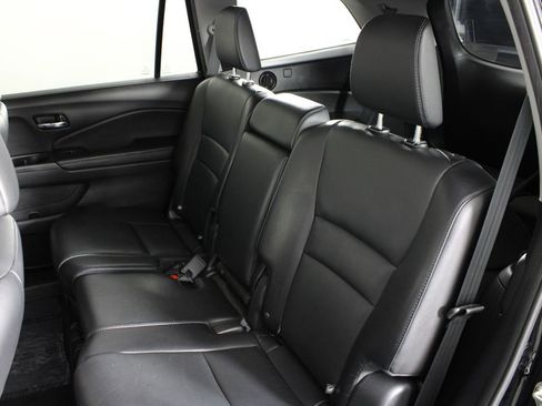 Used 2018 Honda Pilot EX-L image 18