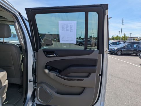 Certified 2020 Chevrolet Suburban LT AWD/4WD image 42