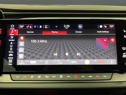 Used 2025 Dodge Charger R/T Scat Pack w/ Track Pack image 17