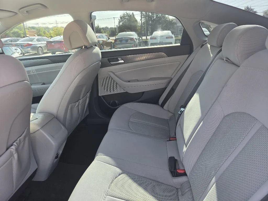 Used 2016 Hyundai Sonata Sport FWD image 18