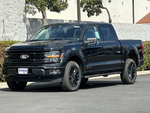 New 2025 Ford F150 XLT w/ Equipment Group 302A MID image 8