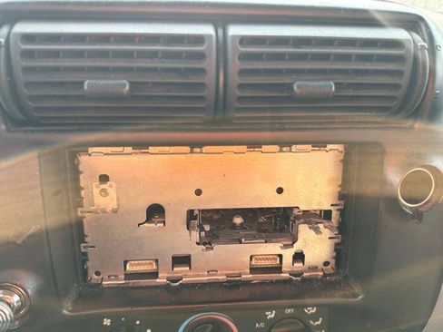 Used 1998 Ford Ranger XL RWD image 30
