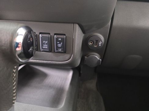 Used 2017 Nissan Frontier PRO-4X AWD/4WD image 20
