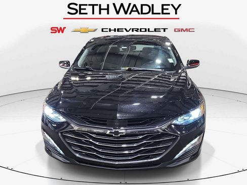 Used 2024 Chevrolet Malibu LT image 2