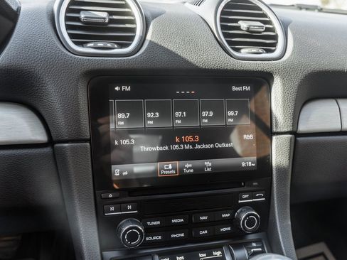 Used 2018 Porsche 718 Cayman Base image 16