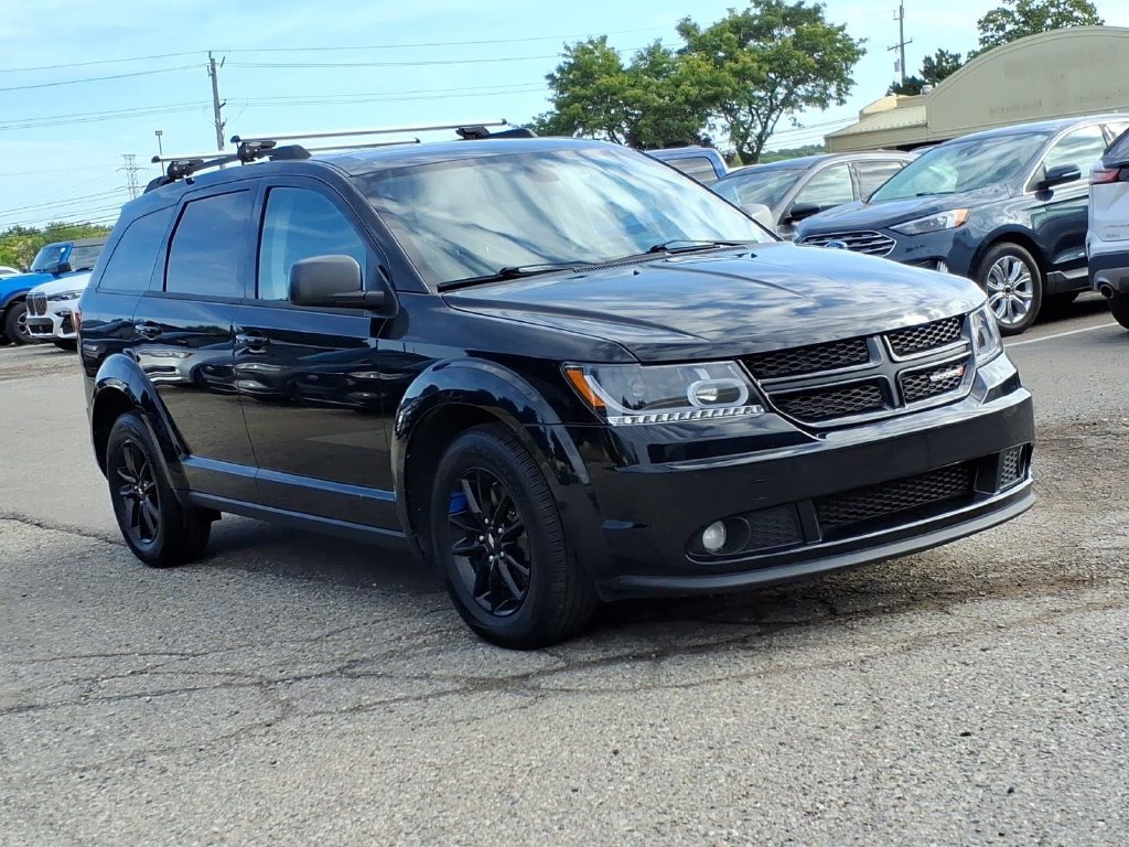 Used 2020 Dodge Journey SE w/ Blacktop Package FWD image 7