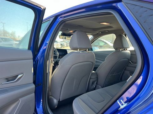 Certified 2025 Hyundai Elantra SEL image 16