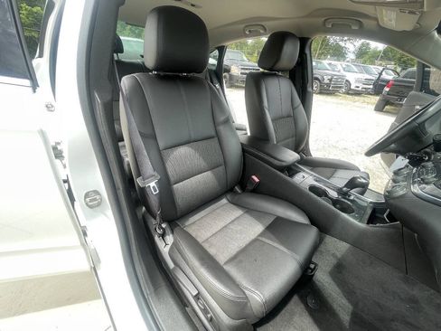 Used 2016 Chevrolet Impala LT w/ Convenience Package FWD image 30