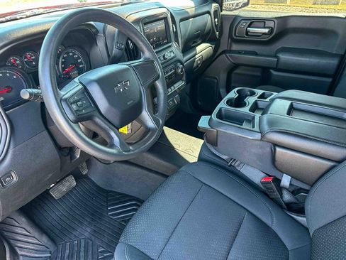 Used 2020 Chevrolet Silverado 1500 Custom Trail Boss w/ Custom Convenience Package image 12