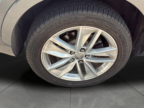 Used 2018 Audi Q3 2.0T Premium w/ Convenience Package AWD/4WD image 8