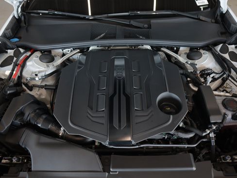 New 2026 Audi A6 Premium Plus AWD/4WD image 4