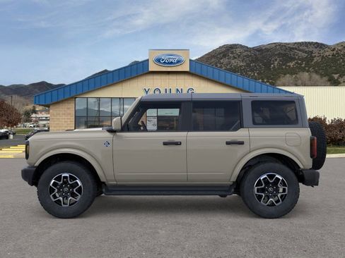 New 2026 Ford Bronco Outer Banks AWD/4WD image 3