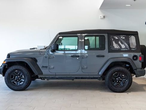 Used 2023 Jeep Wrangler Unlimited Sport AWD/4WD image 26