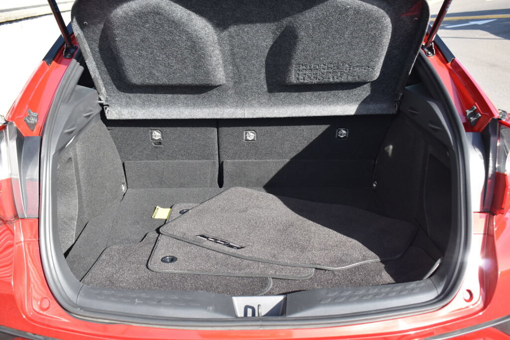 Used 2021 Toyota C-HR Limited FWD image 21