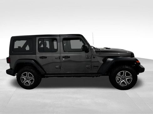 Used 2022 Jeep Wrangler Unlimited Sport AWD/4WD image 22