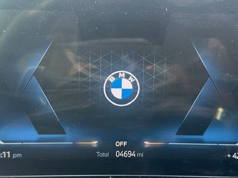 Used 2025 BMW X5 xDrive40i w/ M Sport Package image 4