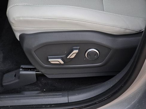 Used 2026 Hyundai Santa Fe SEL FWD image 33
