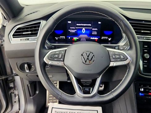Used 2023 Volkswagen Tiguan SE R-Line FWD image 13