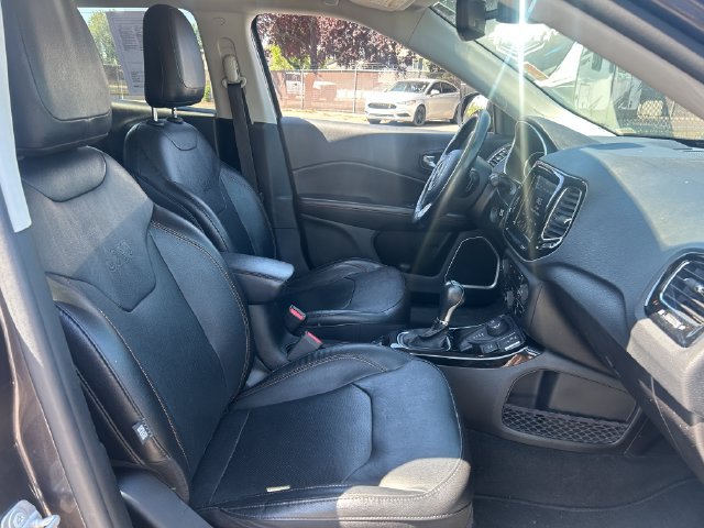 Used 2020 Jeep Compass Limited AWD/4WD image 32