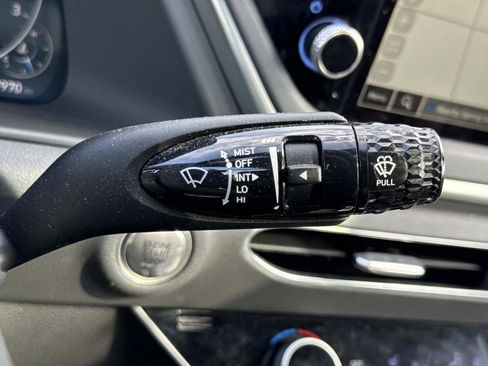 Used 2023 Hyundai Sonata SEL Plus w/ Preferred Accessory Package image 11