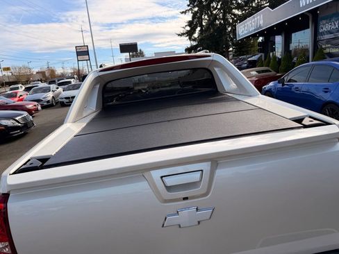 Used 2013 Chevrolet Avalanche LTZ AWD/4WD image 9
