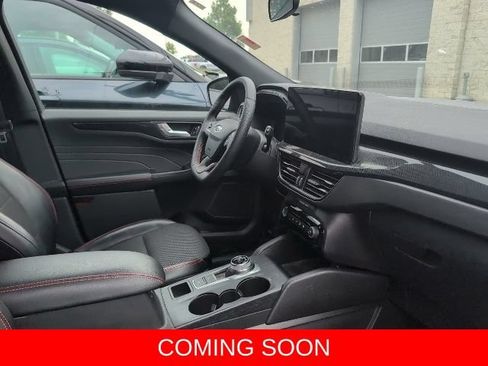 Used 2024 Ford Escape ST-Line w/ Tech Pack #1 AWD/4WD image 10