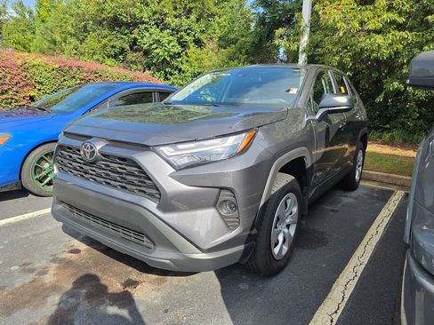 Used 2025 Toyota RAV4 LE FWD image 3