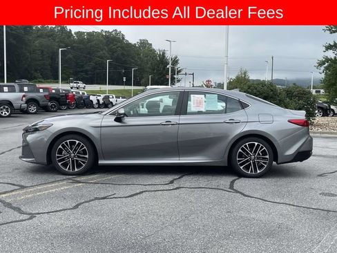 Used 2026 Toyota Camry XLE FWD image 2