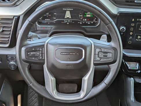 Used 2024 GMC Sierra 1500 Denali AWD/4WD image 11