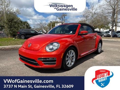 Used 2018 Volkswagen Beetle 2.0T S w/ Style & Comfort Package image 3