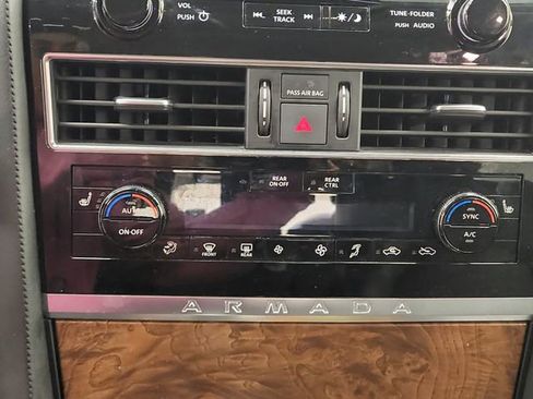 Used 2024 Nissan Armada SL image 35