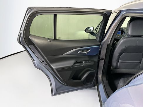 Used 2025 Chevrolet Equinox EV LT w/ Convenience Package image 26