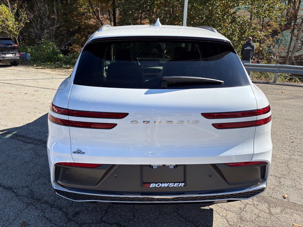 New 2027 Genesis GV70 2.5T Select AWD/4WD image 4