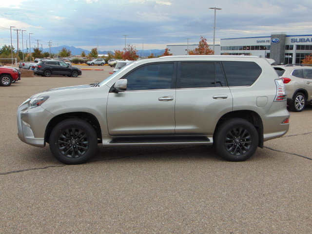 Used 2022 Lexus GX 460 Premium w/ Premium Package AWD/4WD image 7