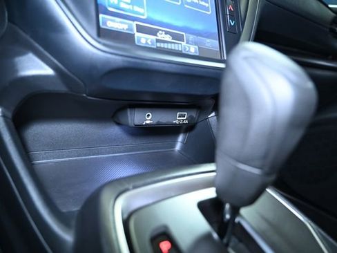 Certified 2025 Subaru Impreza 2.0i image 31