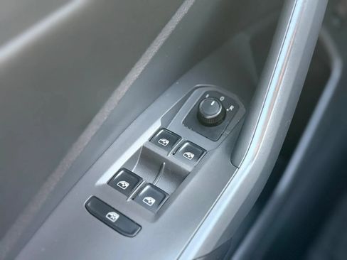 Used 2019 Volkswagen Jetta S FWD image 35