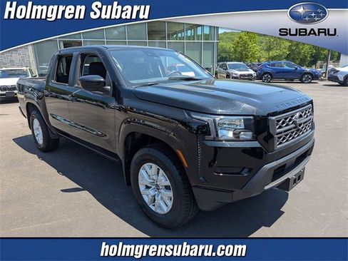 Used 2022 Nissan Frontier SV w/ Technology Package image 1