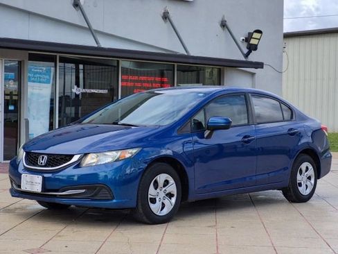Used 2015 Honda Civic LX image 3