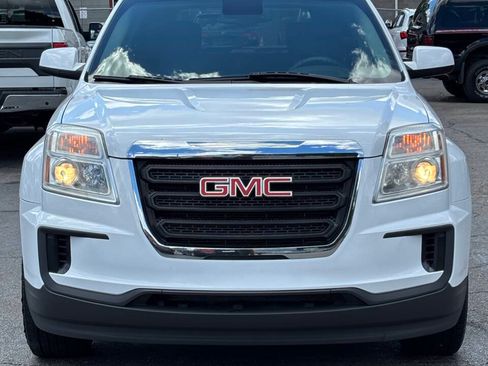 Used 2017 GMC Terrain SLE FWD image 3