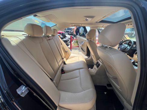 Used 2013 BMW 328i xDrive Sedan AWD/4WD image 31